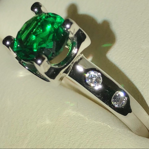 2.09 Carat Genuine Emerald .925 Sterling Silver Ring main image 1